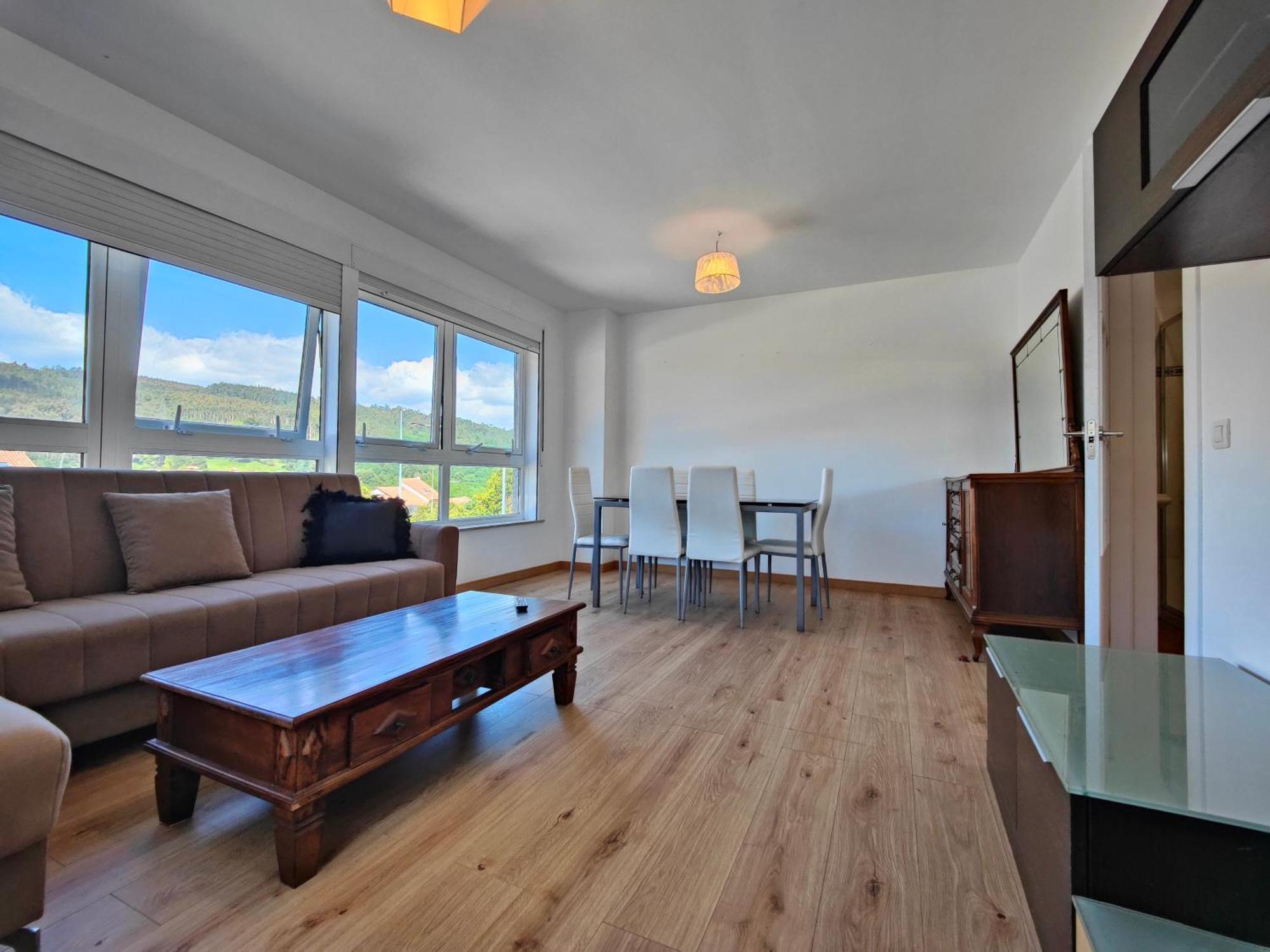 Chalet Con Wifi , Ps4 , Garaje, 5 Dormitorios, 3 Banos, Santiago De Compostela Exterior photo